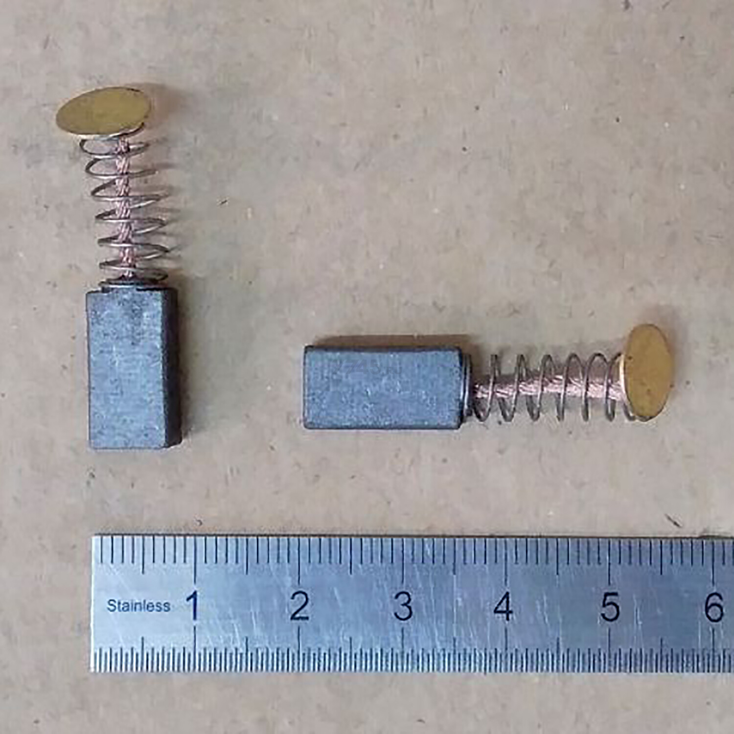 Щетки угольные для Bosch WORTEX 2 штуки (R8606-18)